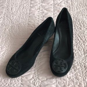 Sz 7 Tory Burch Black Suede Wedge